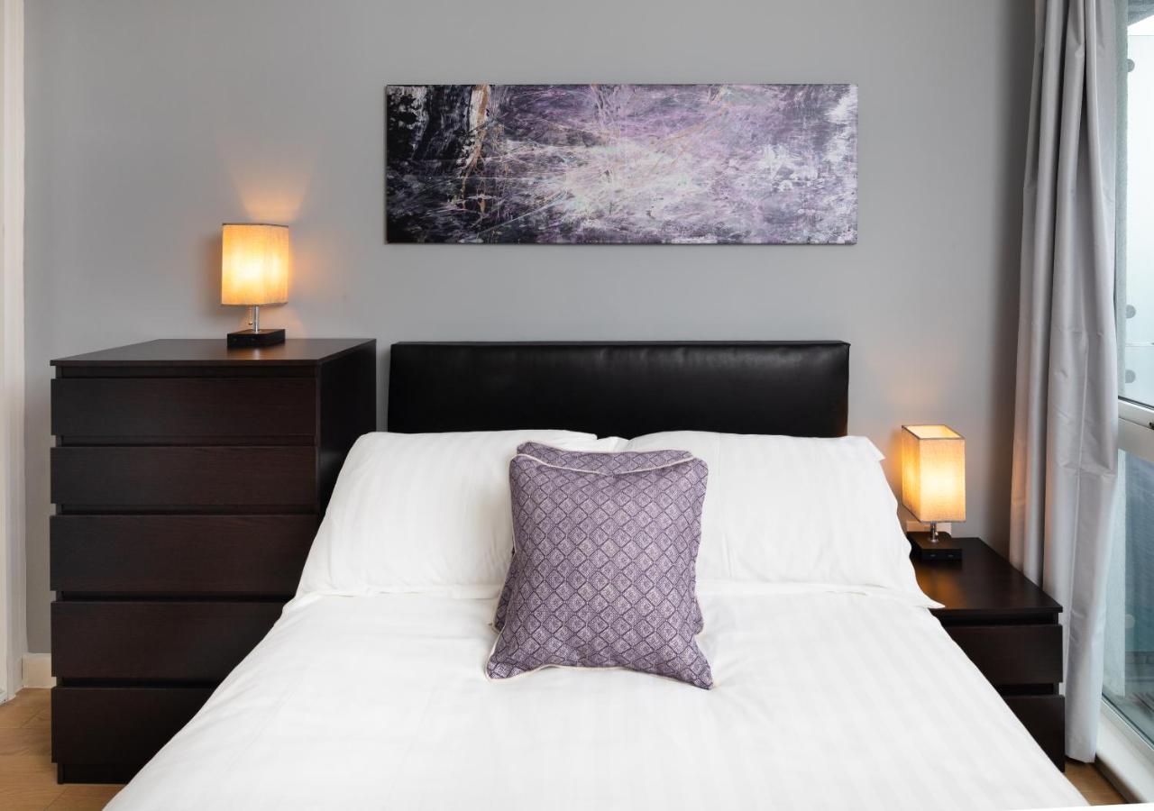 Stylish City Centre Apartment - Home From Home With Fully-Equipped Kitchen, Smart Tv, Netflix, Superfast Wifi, Free Parking, Self Check-In - By Brightleap Apartments Milton Keynes Exteriér fotografie