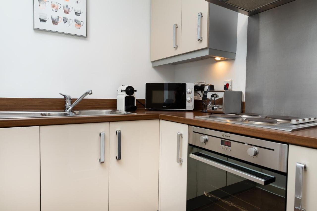 Stylish City Centre Apartment - Home From Home With Fully-Equipped Kitchen, Smart Tv, Netflix, Superfast Wifi, Free Parking, Self Check-In - By Brightleap Apartments Milton Keynes Exteriér fotografie