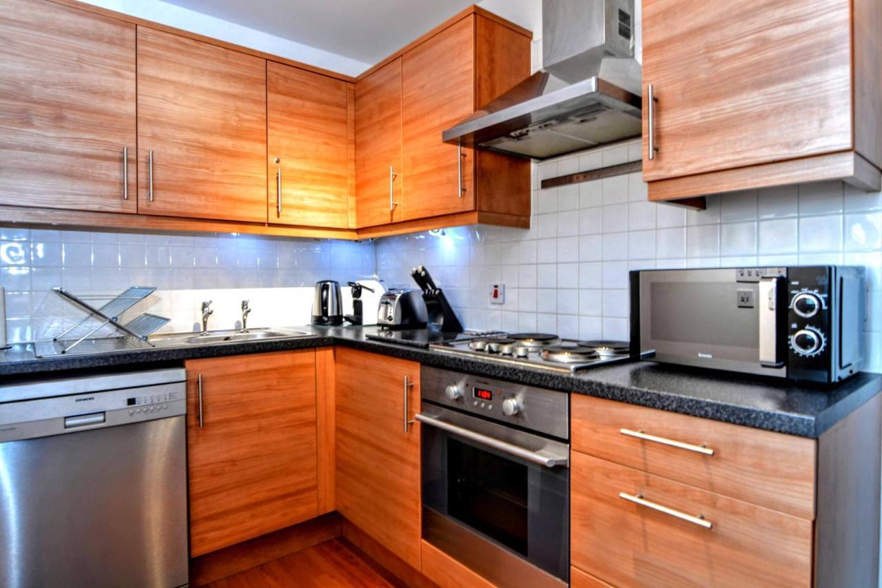 Stylish City Centre Apartment - Home From Home With Fully-Equipped Kitchen, Smart Tv, Netflix, Superfast Wifi, Free Parking, Self Check-In - By Brightleap Apartments Milton Keynes Exteriér fotografie