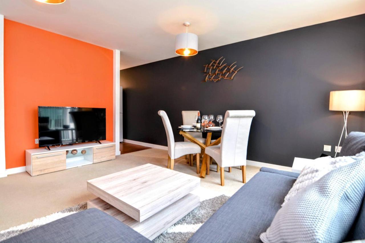 Stylish City Centre Apartment - Home From Home With Fully-Equipped Kitchen, Smart Tv, Netflix, Superfast Wifi, Free Parking, Self Check-In - By Brightleap Apartments Milton Keynes Exteriér fotografie