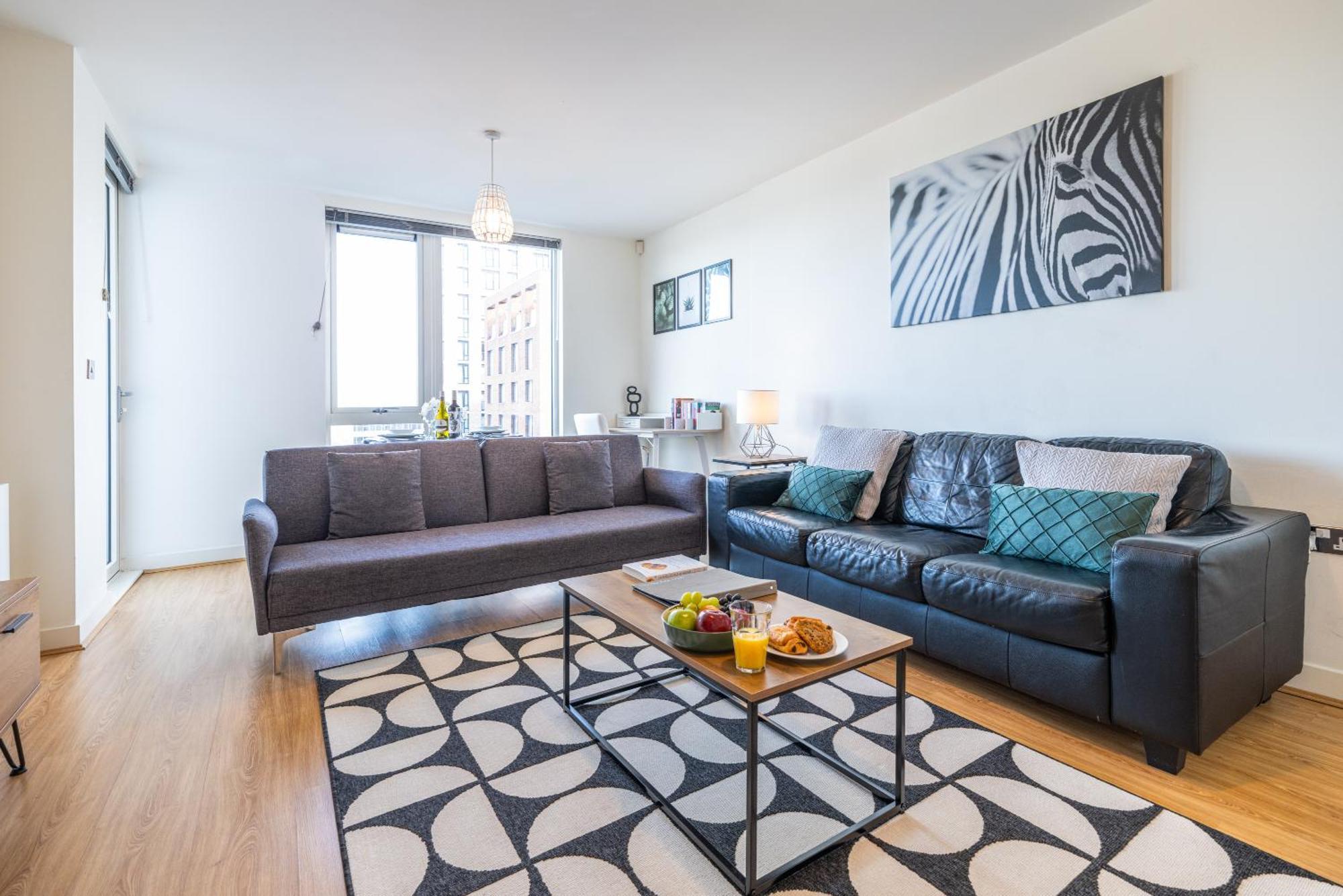 Stylish City Centre Apartment - Home From Home With Fully-Equipped Kitchen, Smart Tv, Netflix, Superfast Wifi, Free Parking, Self Check-In - By Brightleap Apartments Milton Keynes Exteriér fotografie